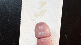 Abspritzender Penis einmal für Conny