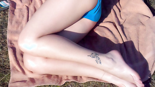 Meine Freundin im Bikini