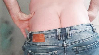 Mein Schwanz wollte aus der Jeans raus