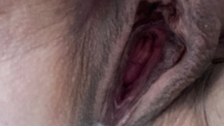 Milf Muschi für Tribute