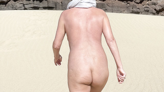 Ein bisschen mehr von meinem geilen Arsch.