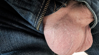 Packe im Büro meiner Eier aus