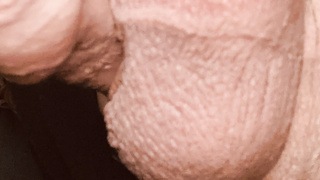 Rasierter Schwanz geil am Morgen