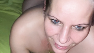 Nackt Milf aus Ungarn Mega Bilder Upload