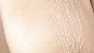 Steifer Nippel meiner Frau