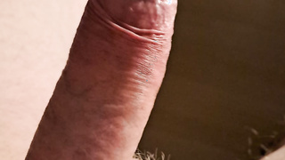 Steifer Schwanz wer möchte ihn mir wichsen?