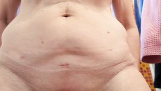 Was ist schöner , Nicole mit oder ohne Haare ?