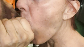 Hier die Fotos vom Garagen Sex