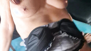 Hier die Fotos vom Garagen Sex