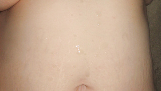 Schwanz heraus gezogen und voll gespritzt