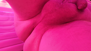 Frank geil im Solarium