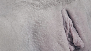 Meine süße Muschi, die nur AO gefickt wird.