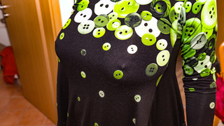 Dicke Titten und nichts darunter