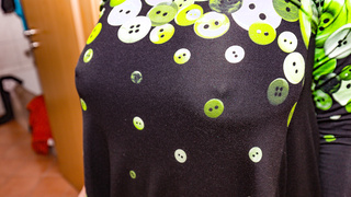 Dicke Titten und nichts darunter