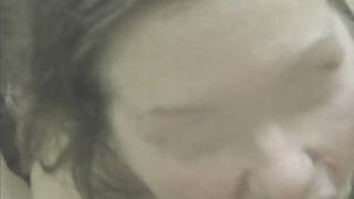 Meiner jungen Ehefrau zu zweit in den Mund gespritzt