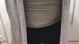 Damenwäscheträger geil am wichsen in Heels