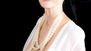 Fotoshooting mit einer heißen GILF / Oma