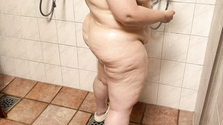 Nackt in der Sauna