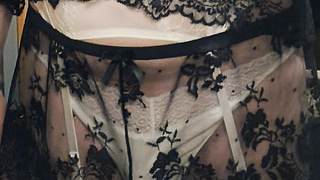 Neue Dessous