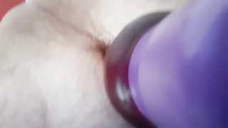 Dildo verwöhnen
