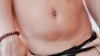 Junge Milf Bikkinibilder