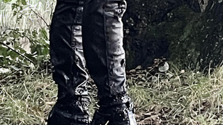 Geile Schlammparty mit Overknees