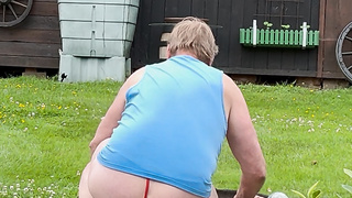 Fkk im eigenen Garten