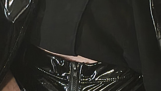 Lackdessous