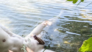 Freikörperkultur nackt in der Natur