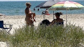 Ein guter Tag am FKK-Strand 2