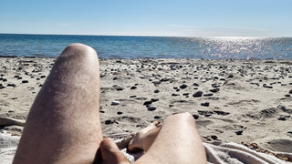 Sonnenbaden an der Ostsee
