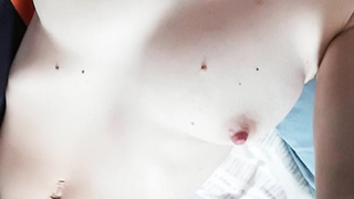 Milchbrüste oben ohne