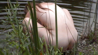 Noch mehr junge Titten am See