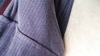 Steifer Penis in der Unterhose