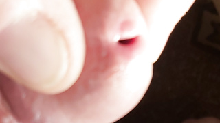 Ich stelle hier mal meinen kleinen penis vor.