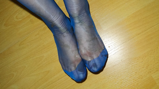 Sperma auf die Nylonfüße