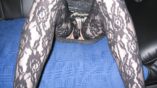 Meine Freundin läst jeden ran !