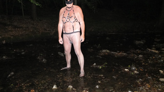 Spaziergang in Strumpfhose