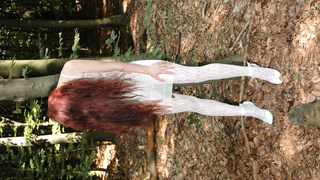 Stephy  allein im Wald