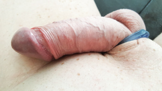 Rasiert mit Silikonring