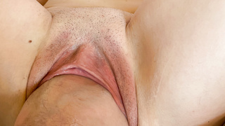 Sie steht drauf ordentlich gefistet zu werden