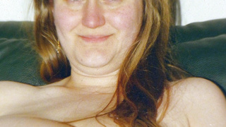 Titten und Muschi zeigen in der Schwangerschaft