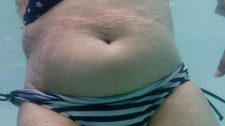 Im Pool is es doch schön... Teil 1