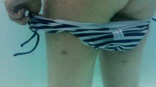 Im Pool is es doch schön... Teil 1