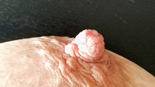 Meine heiße Freundin sie zeigt gern alles