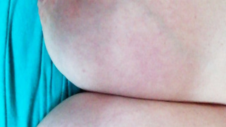 Meine heiße Freundin sie zeigt gern alles