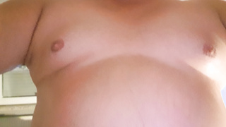 Mal eine Brust für die Frauen hier