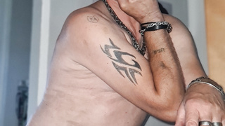 Es ist immer geil euch meine Latte zu präsentieren