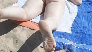 Meine Frau beim FKK an der Nordsee