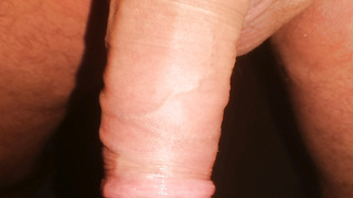 Ich war geil und hab meinen Penis fotografiert
